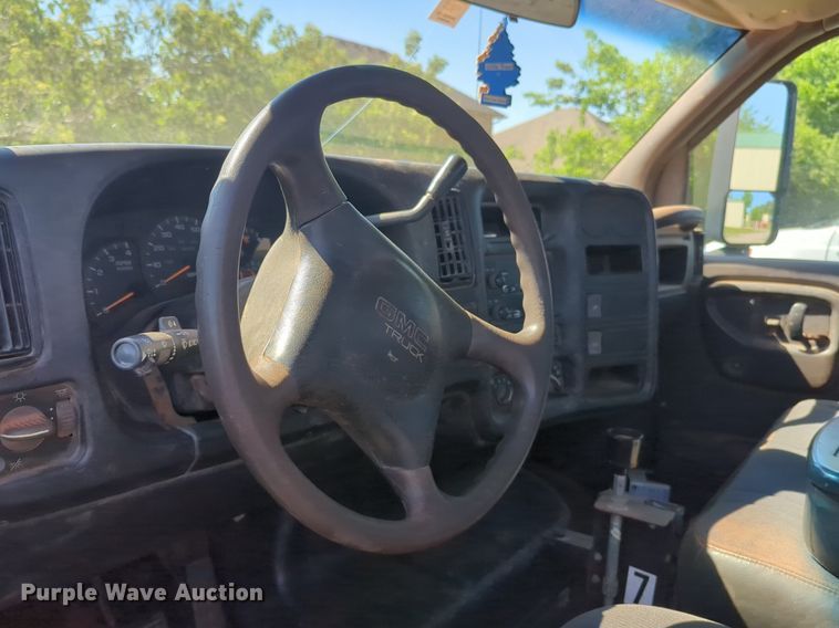 image for item NZ9684 2005 GMC C6500 dump flatbed truck