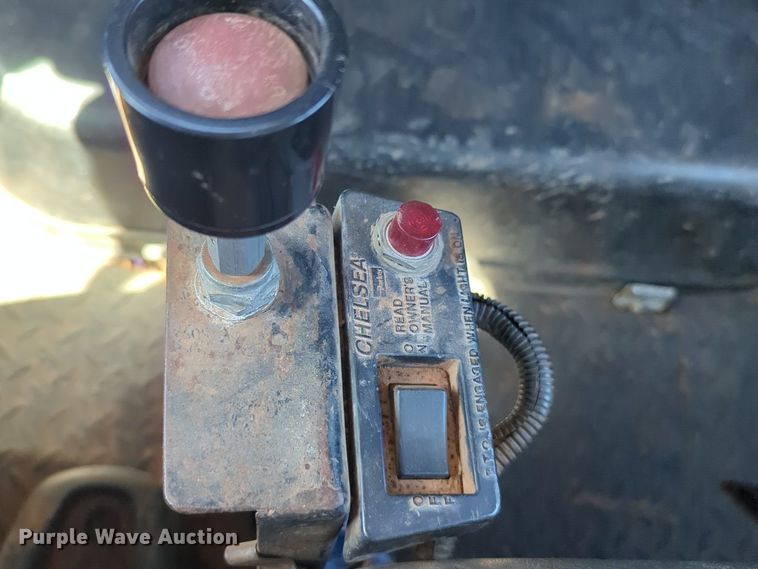 image for item NZ9684 2005 GMC C6500 dump flatbed truck