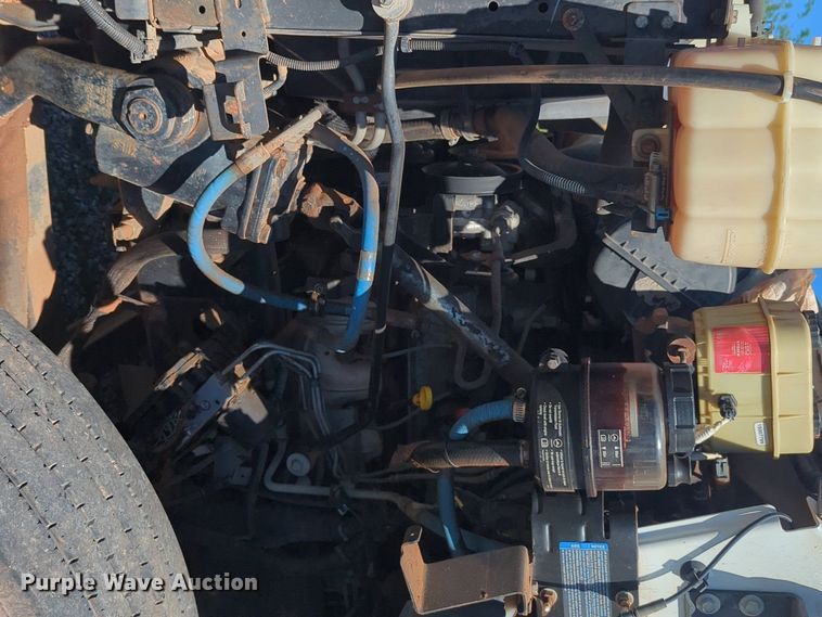 image for item NZ9684 2005 GMC C6500 dump flatbed truck