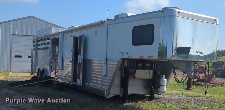 image for item NZ9688 2006 Integrity livestock trailer