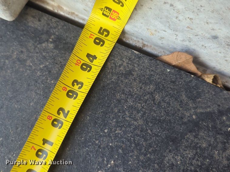 image for item NZ9688 2006 Integrity livestock trailer