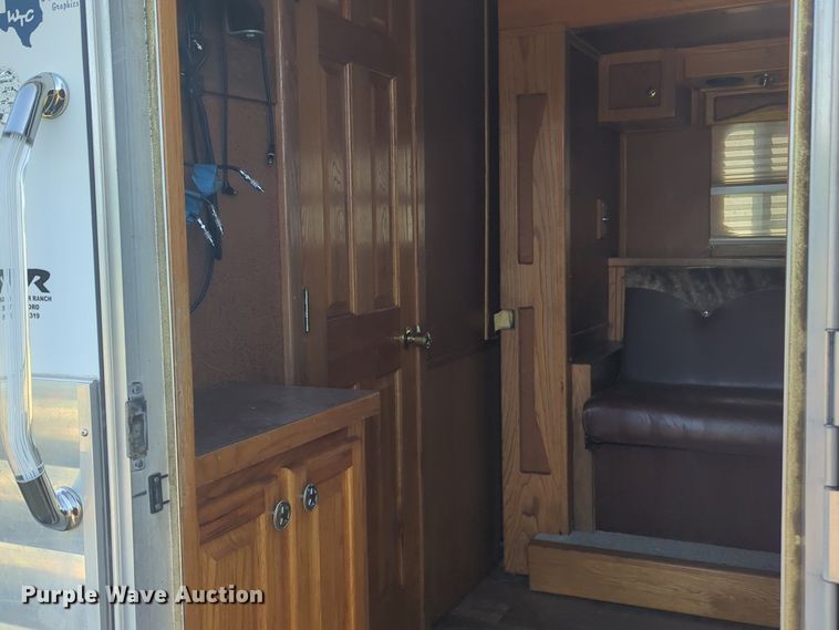 image for item NZ9688 2006 Integrity livestock trailer