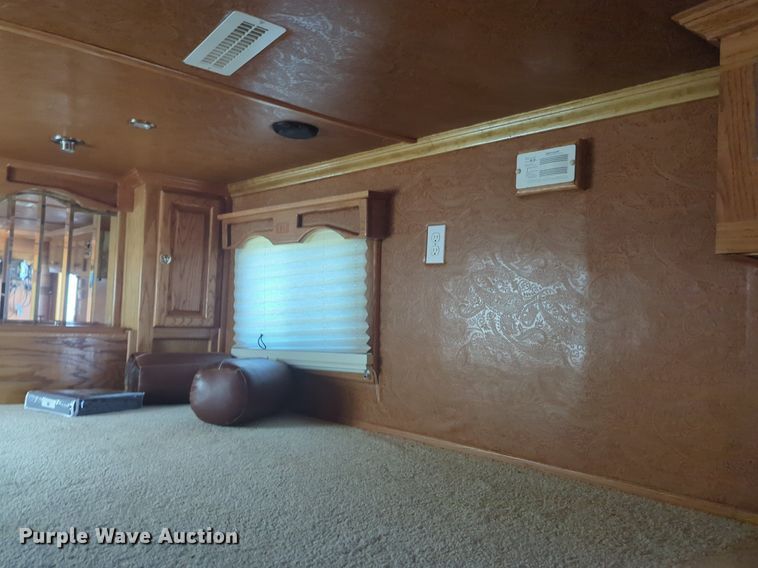 image for item NZ9688 2006 Integrity livestock trailer