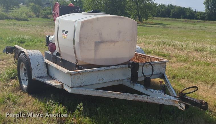 image for item NZ9690 Wylie turf sprayer