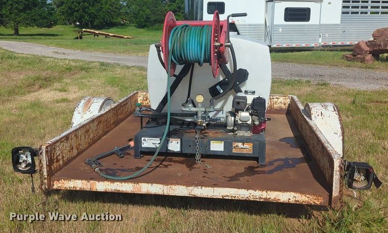 image for item NZ9690 Wylie turf sprayer