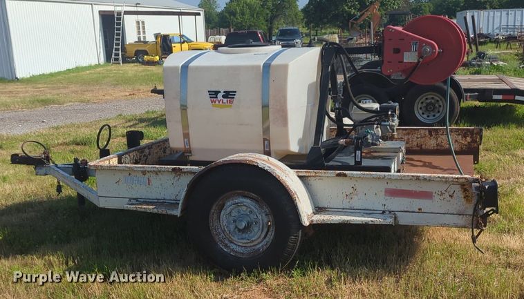 image for item NZ9690 Wylie turf sprayer