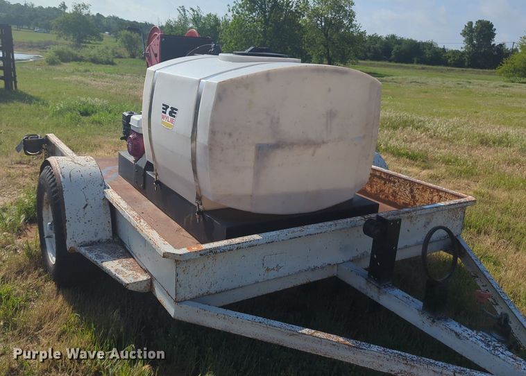 image for item NZ9690 Wylie turf sprayer