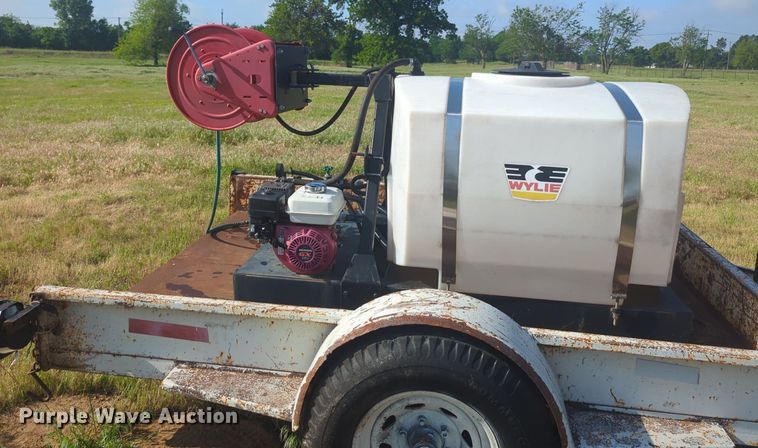 image for item NZ9690 Wylie turf sprayer