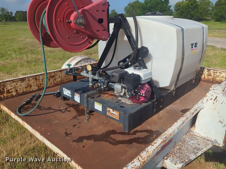 image for item NZ9690 Wylie turf sprayer