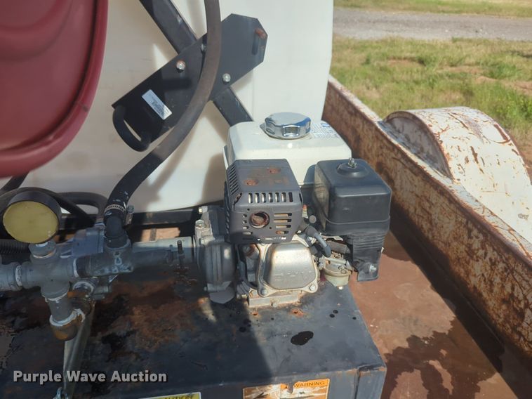 image for item NZ9690 Wylie turf sprayer