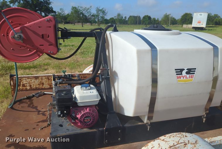 image for item NZ9690 Wylie turf sprayer