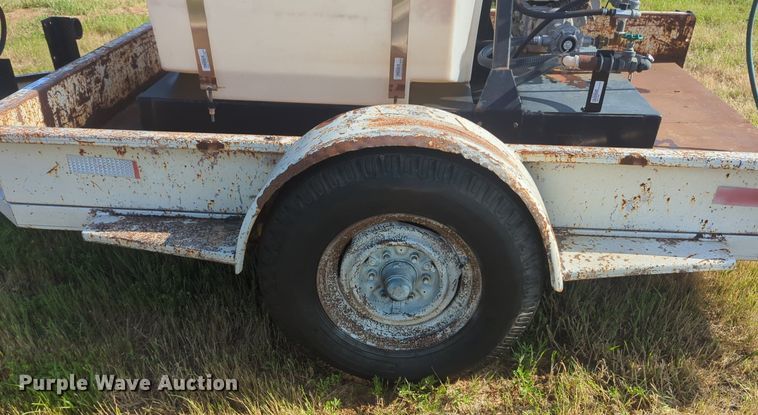 image for item NZ9690 Wylie turf sprayer