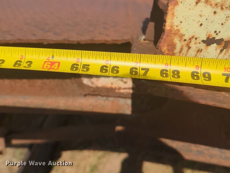 image for item NZ9697 Metal loading dock