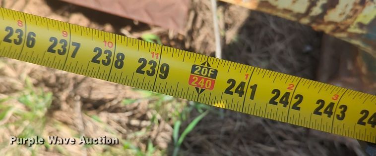 image for item NZ9697 Metal loading dock