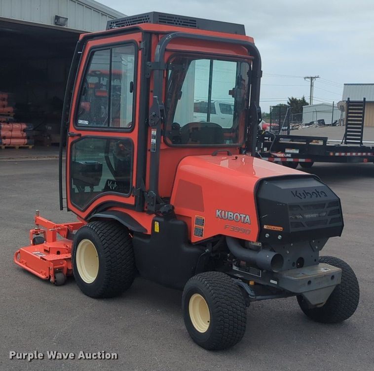 image for item NZ9700 2018 Kubota  F3990 lawn mower