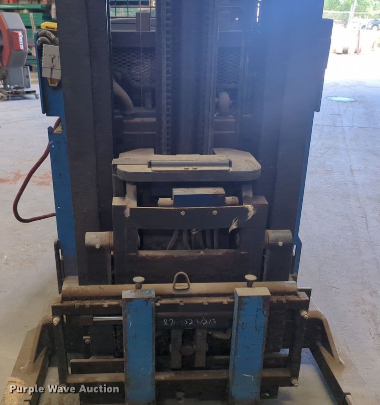 image for item NZ9706 Raymond EASI R40TT-M order picker