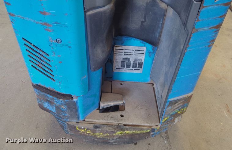 image for item NZ9706 Raymond EASI R40TT-M order picker