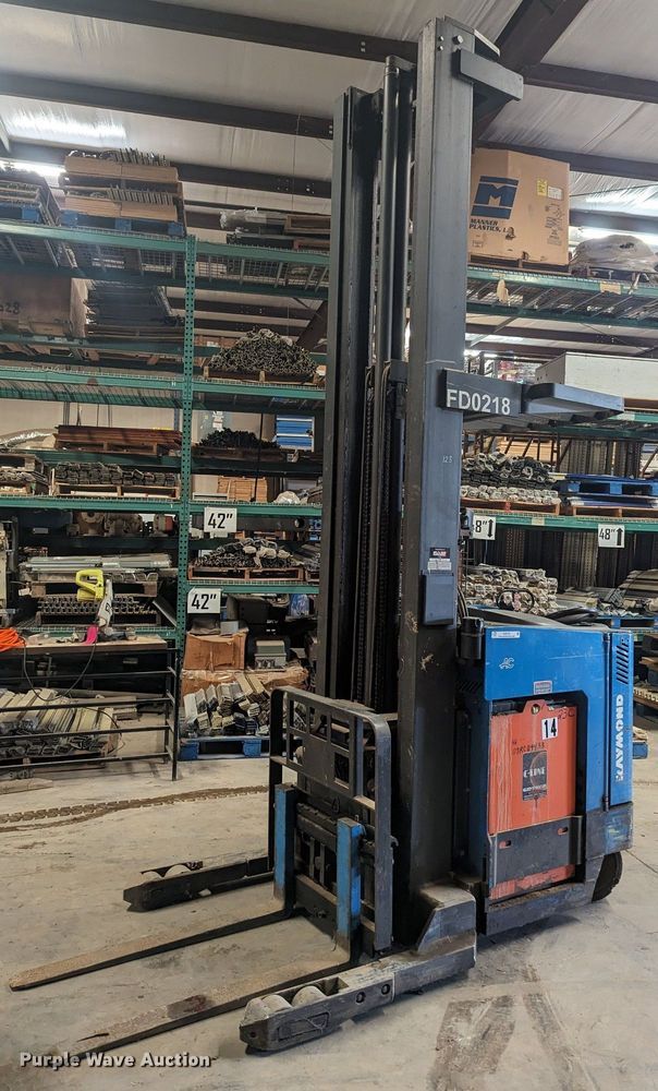 image for item NZ9707 Raymond EASIR 40TT-M order picker