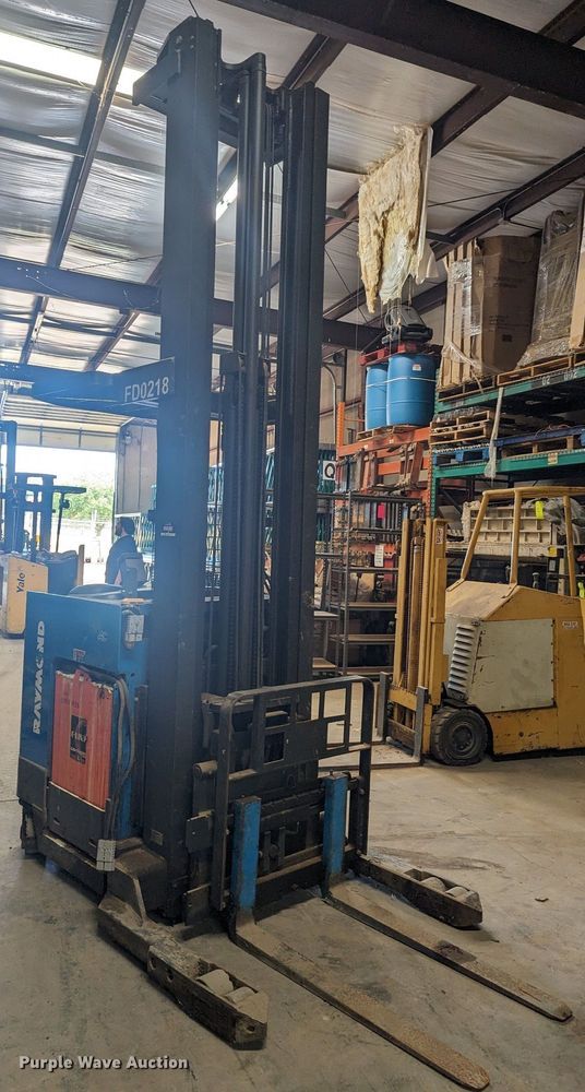 image for item NZ9707 Raymond EASIR 40TT-M order picker