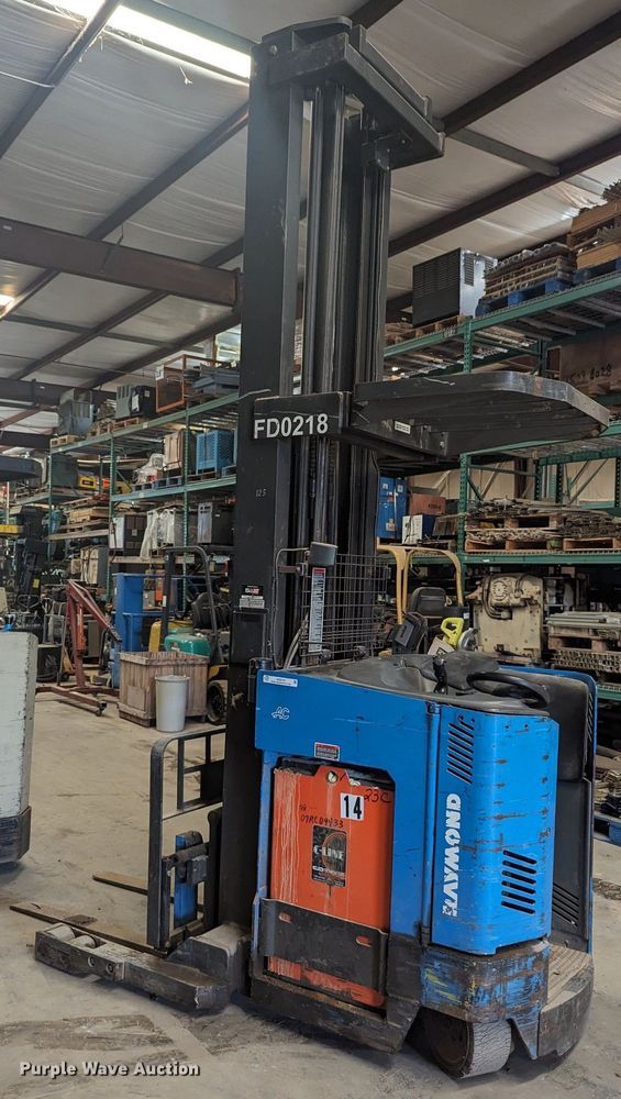 image for item NZ9707 Raymond EASIR 40TT-M order picker