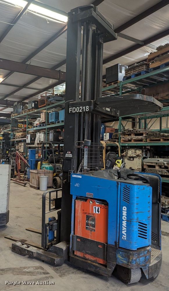 image for item NZ9707 Raymond EASIR 40TT-M order picker