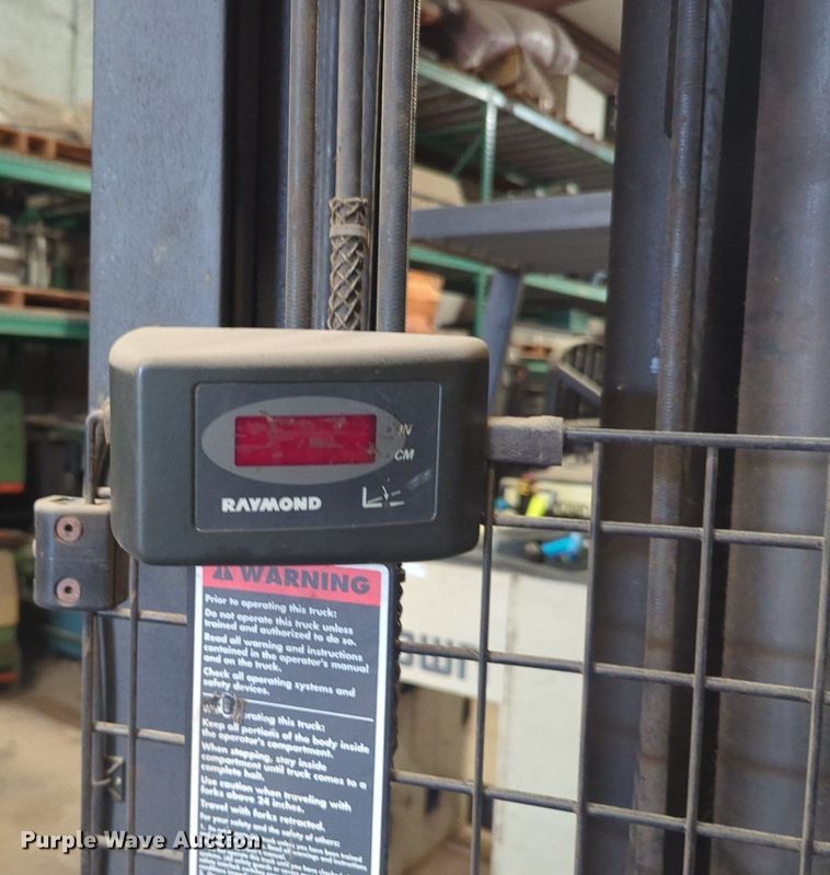 image for item NZ9707 Raymond EASIR 40TT-M order picker