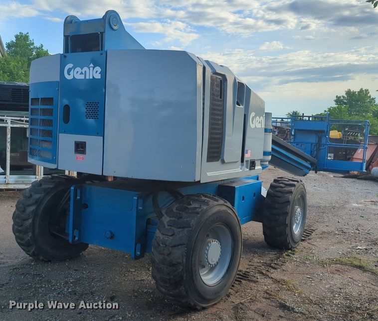 image for item NZ9709 1994 Genie S60 boom lift