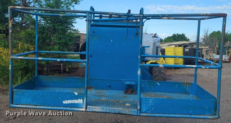 image for item NZ9709 1994 Genie S60 boom lift