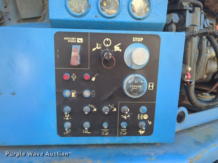 image for item NZ9709 1994 Genie S60 boom lift