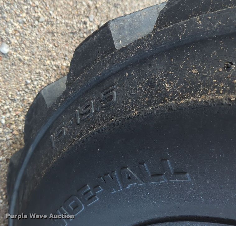 image for item NZ9709 1994 Genie S60 boom lift