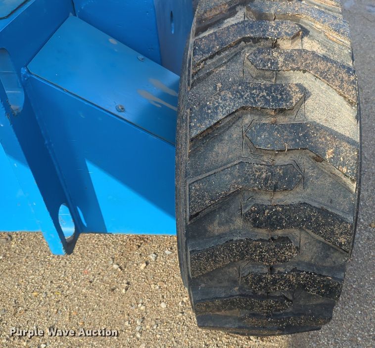 image for item NZ9709 1994 Genie S60 boom lift