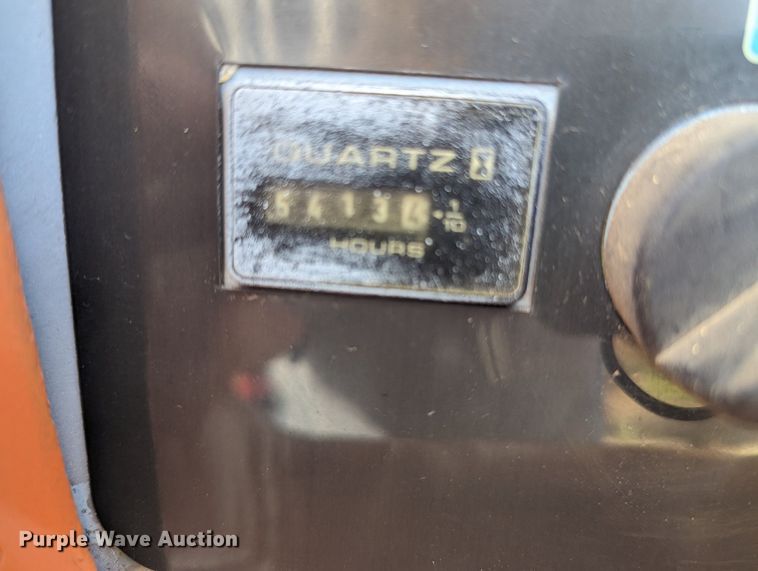 image for item NZ9711 2002 JLG 600A boom lift