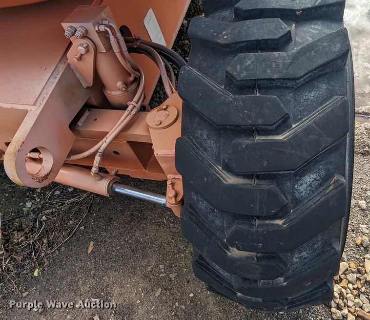 image for item NZ9711 2002 JLG 600A boom lift