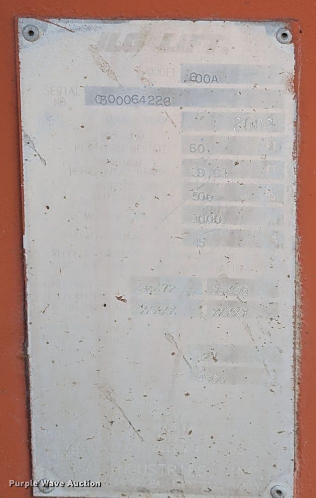 image for item NZ9711 2002 JLG 600A boom lift