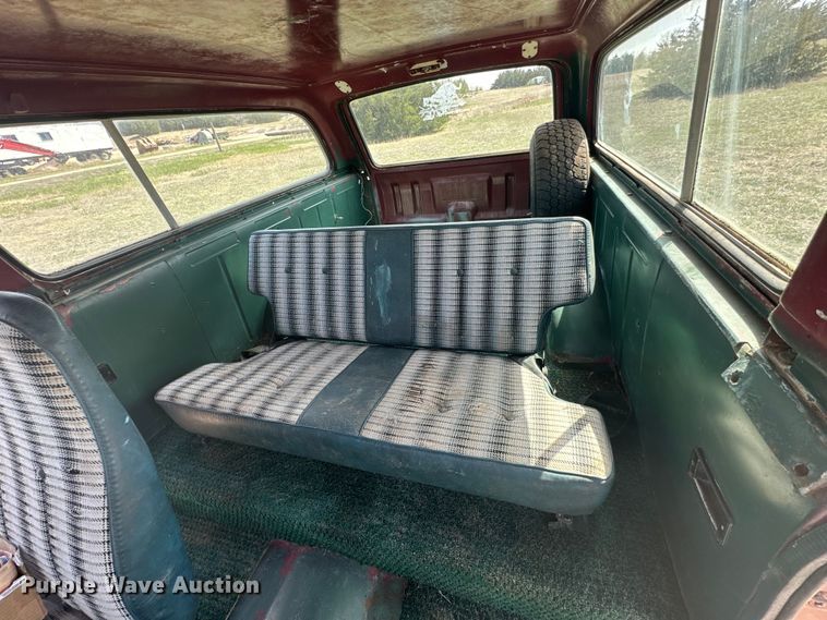 image for item OE9107 1979 International  Scout Traveler SUV