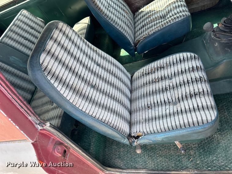 image for item OE9107 1979 International  Scout Traveler SUV