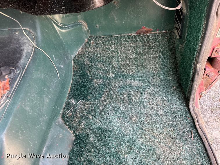 image for item OE9107 1979 International  Scout Traveler SUV