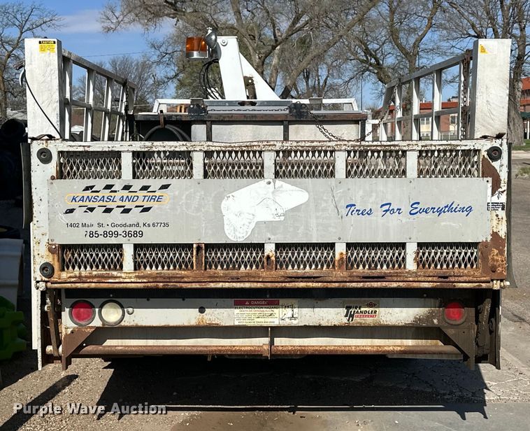 image for item OE9142 1999 Ford F450 Super Duty  utility / service truck