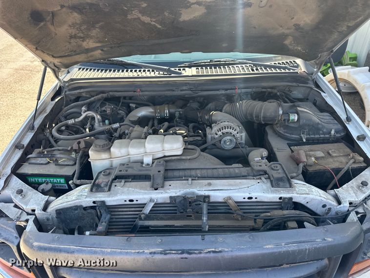 image for item OE9142 1999 Ford F450 Super Duty  utility / service truck