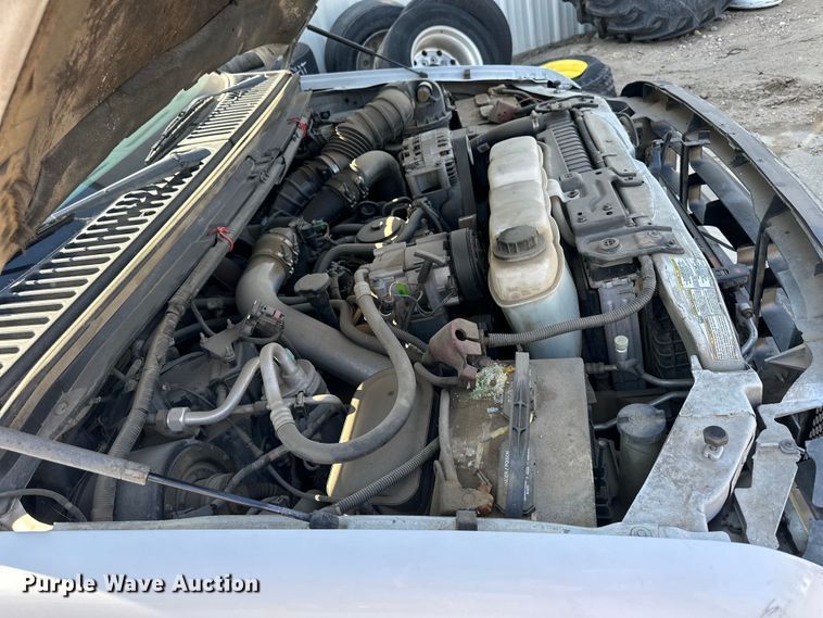 image for item OE9142 1999 Ford F450 Super Duty  utility / service truck