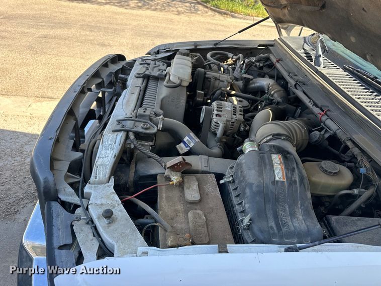 image for item OE9142 1999 Ford F450 Super Duty  utility / service truck