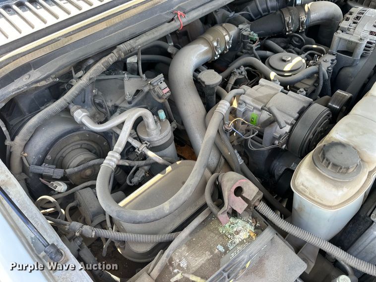 image for item OE9142 1999 Ford F450 Super Duty  utility / service truck