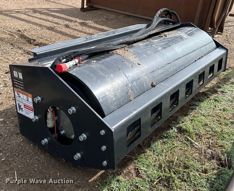 image for item OE9149 2023 Wolverine  VR-11-66W skid steer vibratory roller 
