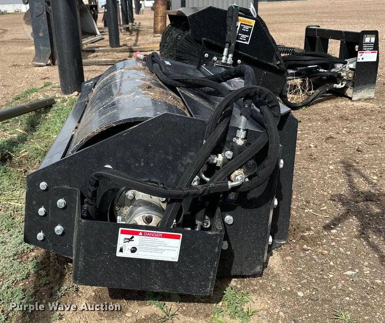 image for item OE9149 2023 Wolverine  VR-11-66W skid steer vibratory roller 