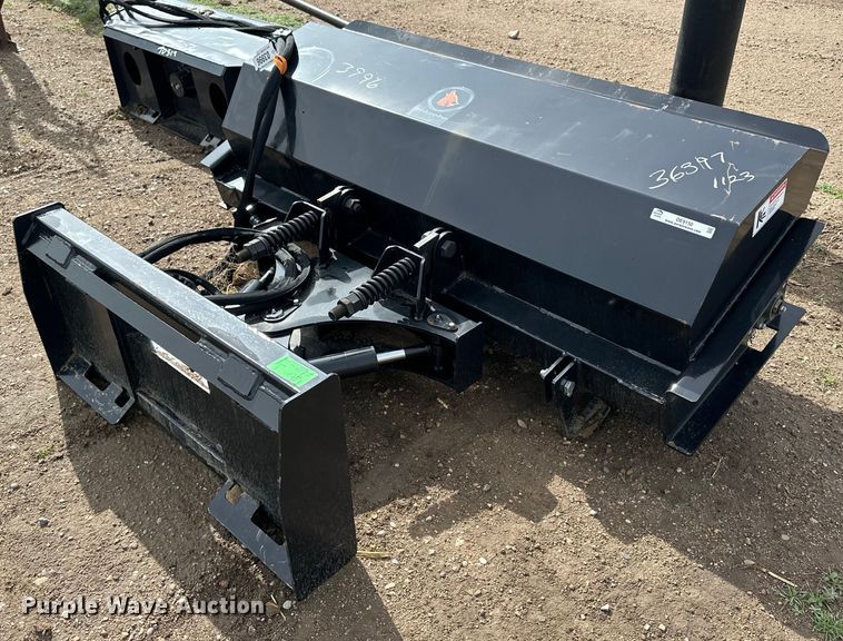 image for item OE9150 2023 Wolverine  PAB-11-72W skid steer broom