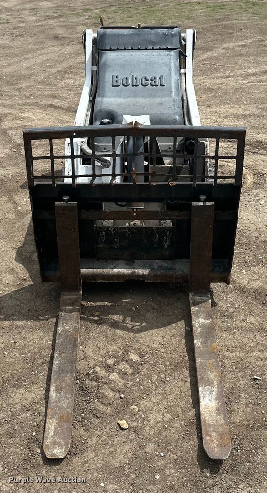 image for item OE9151 Bobcat MT50 compact utility loader