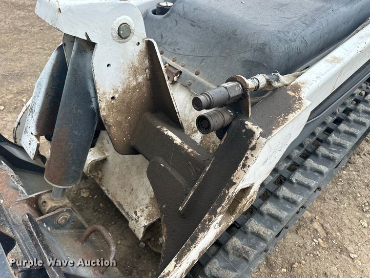 image for item OE9151 Bobcat MT50 compact utility loader