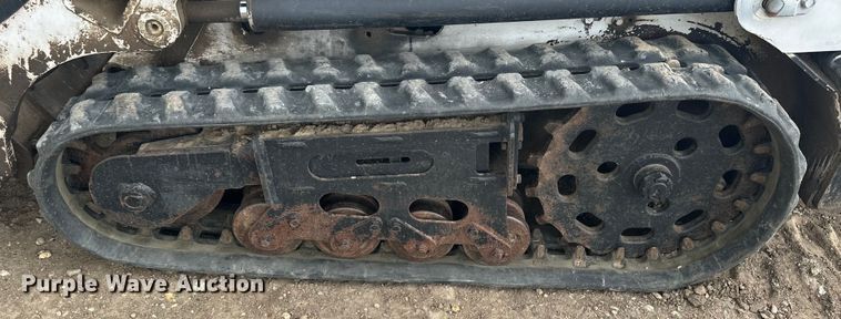 image for item OE9151 Bobcat MT50 compact utility loader