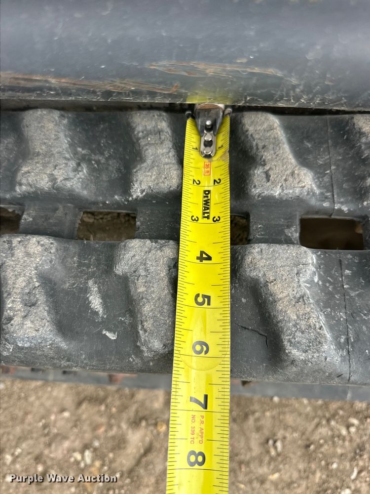 image for item OE9151 Bobcat MT50 compact utility loader