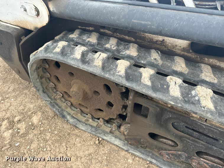 image for item OE9151 Bobcat MT50 compact utility loader